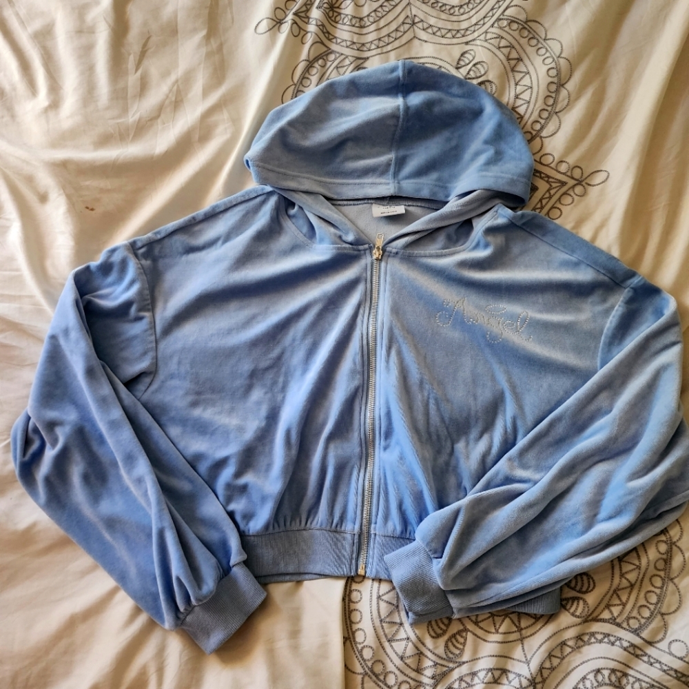 BABY BLUE VELVET ANGEL EMBROIDERED SWEATER